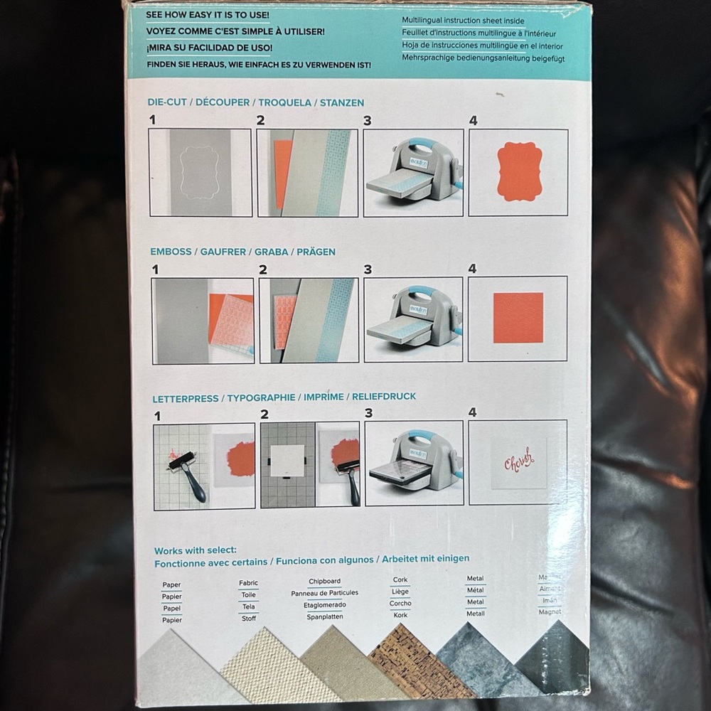 We R Memory Keepers Evolution Advanced die-cut & embossing machine - Picture 6 of 15